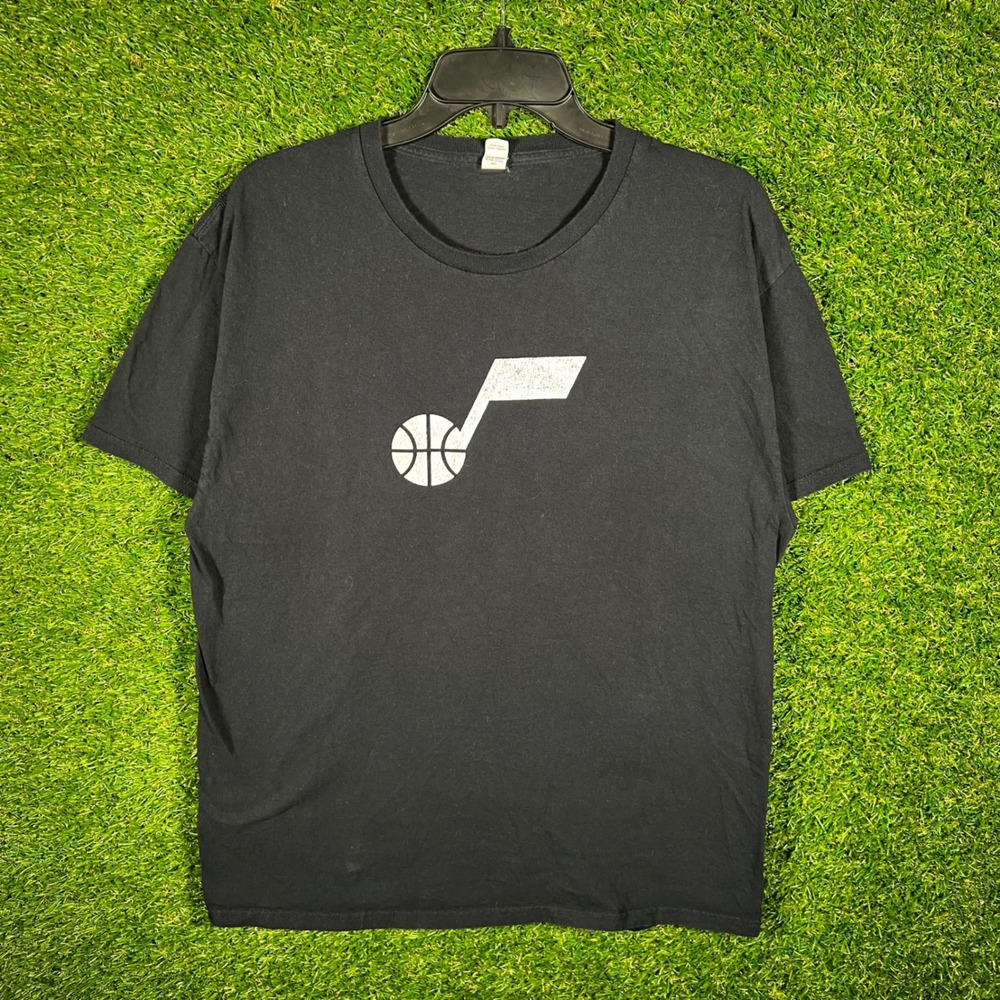 Utah Jazz NBA Basketball Logo T-Shirt Fruit of the Loom HD Cotton Black Mens L